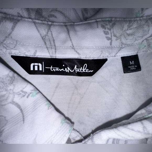 Travis Mathew Stay On Target Golf Polo. Size Medium. VGUC - Picture 11 of 14